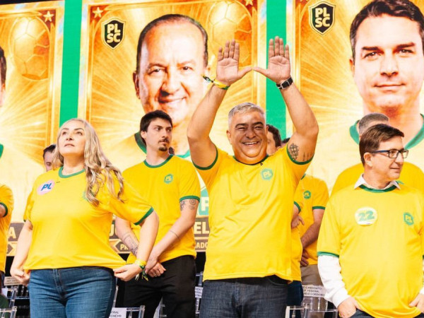 Lan&ccedil;amento das pr&eacute;-candidaturas ao governo de SC e ao Senado por SC, em 9 de maio  