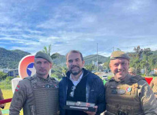 O CEO Jos&eacute; Mateus recebeu a homenagem pela empresa