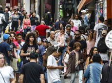 Brasil cria 85,9 mil postos de trabalho em abril, aponta Caged