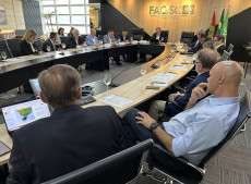 Legenda: O COFEM re&uacute;ne as principais entidades representativas do setor produtivo catarinense: FIESC, Fecom&eacute;rcio SC, FAESC, Fetrancesc, FACISC, FCDL, Fampesc e Sebrae-SC.

