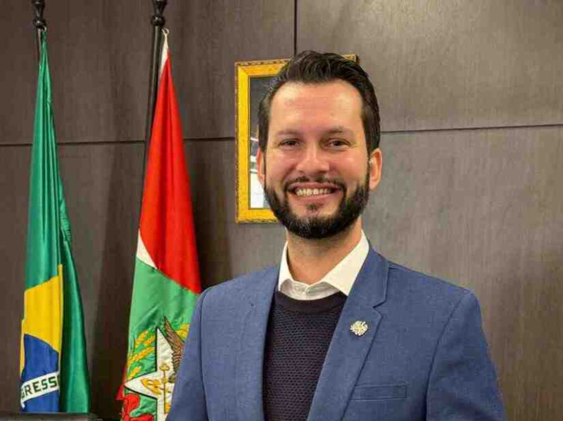 Secret&aacute;rio Ar&atilde;o Josino: "Planejamento regional e vis&atilde;o de longo prazo s&atilde;o as &acirc;ncoras do programa"
