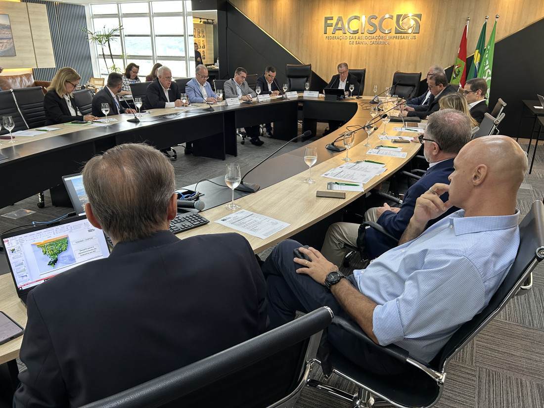 Legenda: O COFEM reúne as principais entidades representativas do setor produtivo catarinense: FIESC, Fecomércio SC, FAESC, Fetrancesc, FACISC, FCDL, Fampesc e Sebrae-SC.
