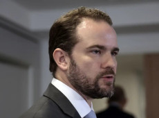 Novo Desenrola j&aacute; beneficiou 6 milh&otilde;es de pessoas, diz Dario Durigan
