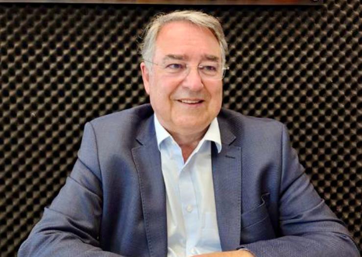 Ex-governador e ex-senador Raimundo Colombo busca cadeira na Câmara Federal