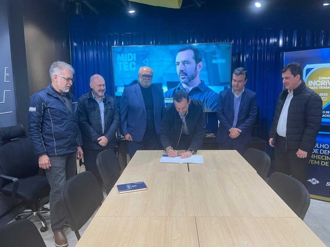 Acordo internacional foi firmado entre ACATE e a Mana Tech, Hub de empreendedorismo de Miami, com o apoio do Floripa Sustentável.