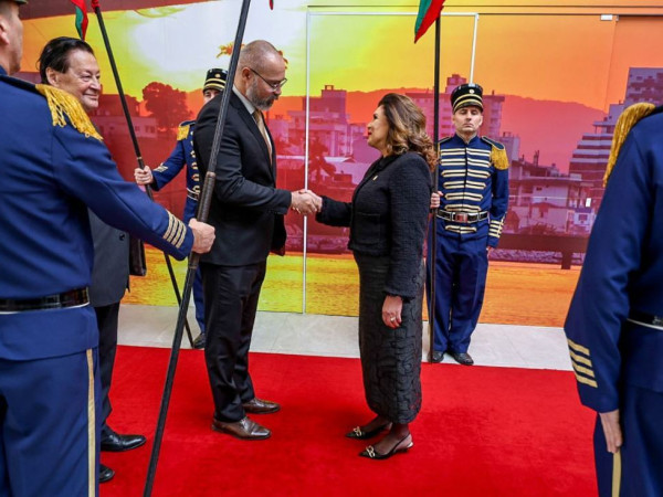 Marilisa Boehm sugeriu que o pa&iacute;s localizado entre a Europa Oriental e a &Aacute;sia Ocidental invista na constru&ccedil;&atilde;o de uma f&aacute;brica de fertilizantes no Oeste catarinense.