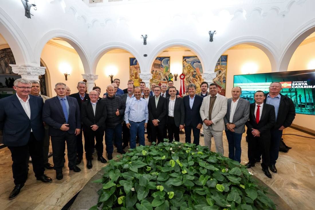 Governo de Santa Catarina repassa R$ 22 milhões para cooperativas de energia elétrica