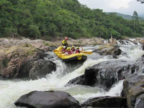  Rafting em Santo Amaro da Imperatriz &eacute; uma das apostas da regi&atilde;o para competir com destinos badalados