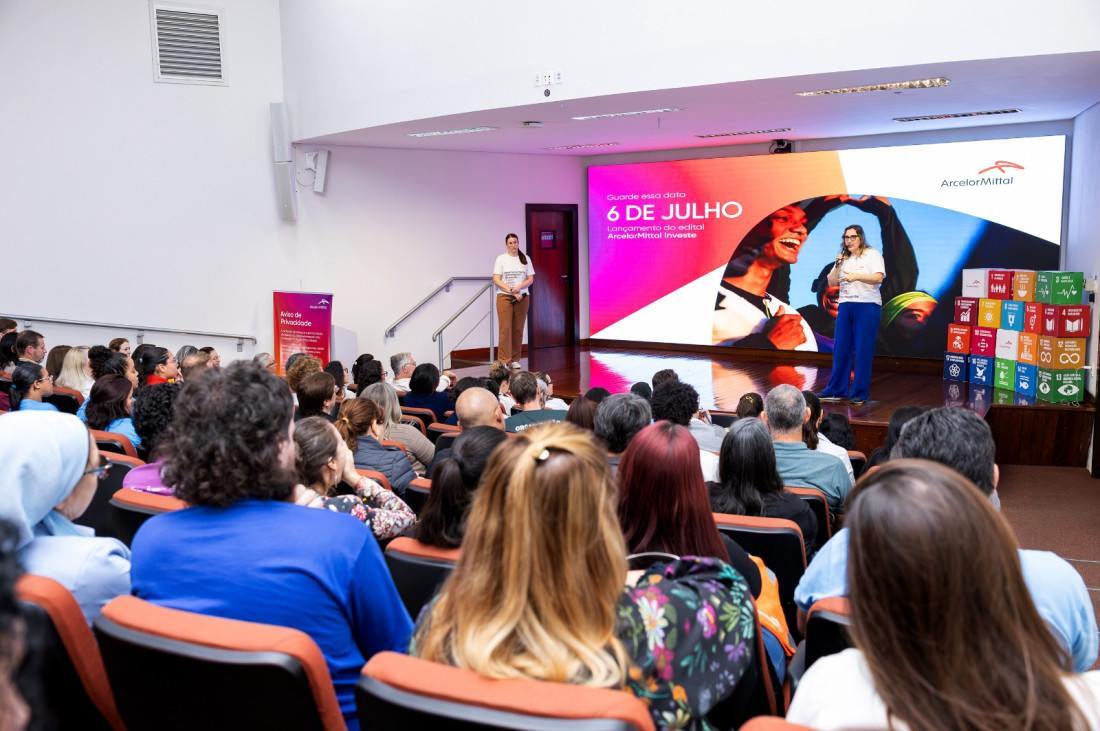  Maior produtora de aço no Brasil e líder mundial, a ArcelorMittal promoveu workshops para informar sobre o lançamento do edital  