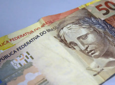 Poupan&ccedil;a: saques superam dep&oacute;sitos em R$ 39,3 bilh&otilde;es no semestre