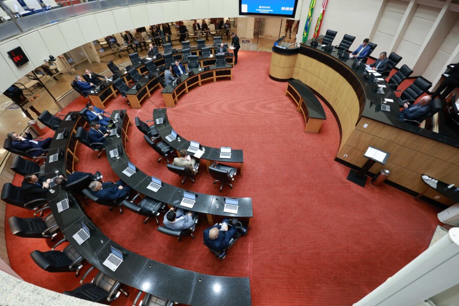 Plenário da Alesc, durante a votação dos projetos de lei, na tarde desta terça-feira (7)  