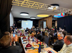O Painel NRA Chicago mostrou aos participantes que o futuro dos bares e restaurantes ser&aacute; cada vez mais tecnol&oacute;gico