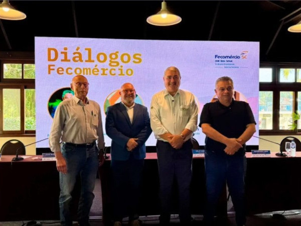 Durante a reuni&atilde;o, Rodrigues, Amin e Lunelli receberam as principais demandas do setor produtivo catarinense, especialmente nas &aacute;reas econ&ocirc;mica e de educa&ccedil;&atilde;o profissional.