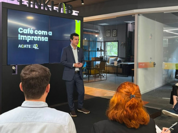 ACATE apresentou nesta ter&ccedil;a-feira (28), uma agenda com propostas para a&ccedil;&otilde;es do governo de Santa Catarina voltadas ao desenvolvimento do setor de tecnologia.