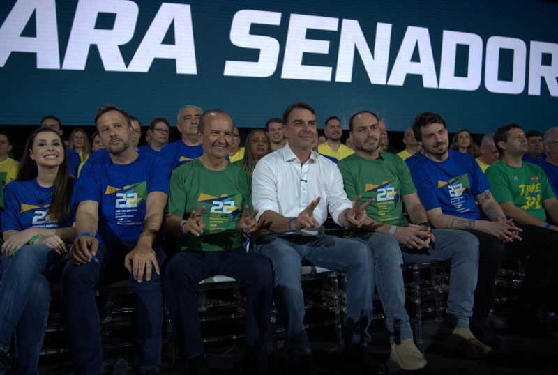 A convenção contou com a presença do senador Flávio Bolsonaro, candidato do PL à Presidência da República.