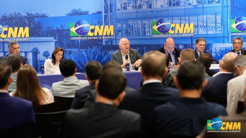 A intenção do movimento municipalista é garantir a aprovação de emendas à Constituição antes das eleições gerais, em outubro. 