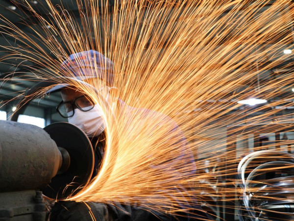Produ&ccedil;&atilde;o da ind&uacute;stria brasileira cai 1,8% de maio para junho