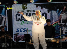 Trabalhadora da JBS se apresenta no Festival da Can&ccedil;&atilde;o da Ind&uacute;stria 