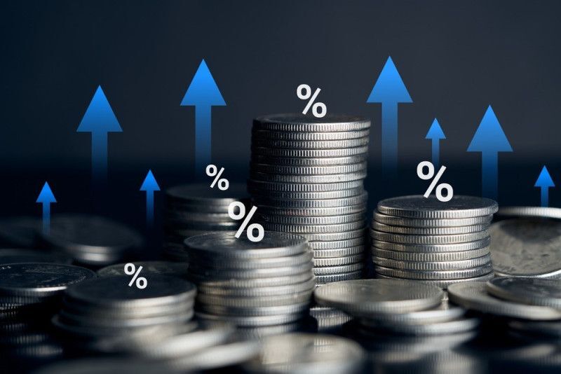 Segundo a CNI, os juros altos agravam as dificuldades da ind&uacute;stria e seguir&atilde;o asfixiando empresas e fam&iacute;lias.
