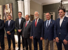 Comitiva de SC se reuniu com o embaixador do Brasil no Paraguai.