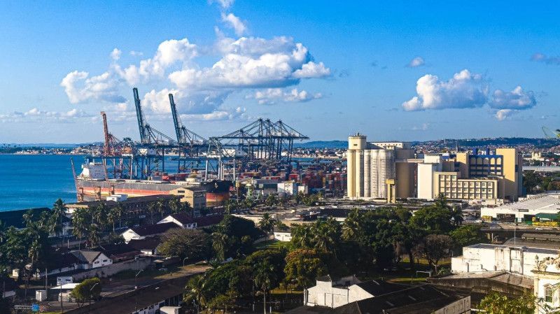 Para a Confederação Nacional da Indústria (CNI), o tratado é um marco na pauta de inserção internacional do Brasil e fortalece a competitividade do setor industrial nacional.