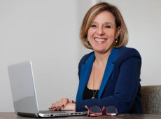  A Jornalista Lucia Helena Vieira assume a presid&ecirc;ncia da Associa&ccedil;&atilde;o Catarinense de Imprensa (ACI) no dia 31 de agosto
