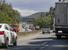 A a&ccedil;&atilde;o beneficia n&atilde;o apenas as empresas e os profissionais do transporte, mas toda a sociedade, ao refor&ccedil;ar a seguran&ccedil;a nas rodovias catarinenses.