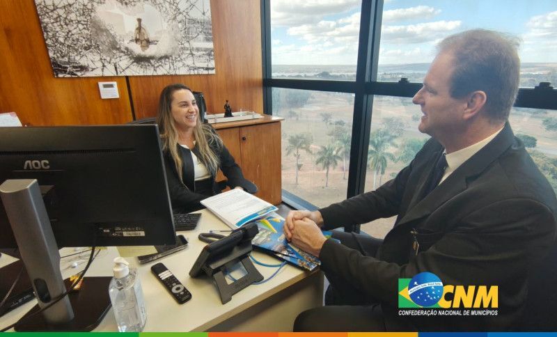 Se a s&uacute;mula for aprovada, tanto os demais &oacute;rg&atilde;os do Poder Judici&aacute;rio quanto a administra&ccedil;&atilde;o p&uacute;blica direta e indireta, nas esferas federal, estadual e municipal dever&atilde;o adotar o mesmo entendimento.