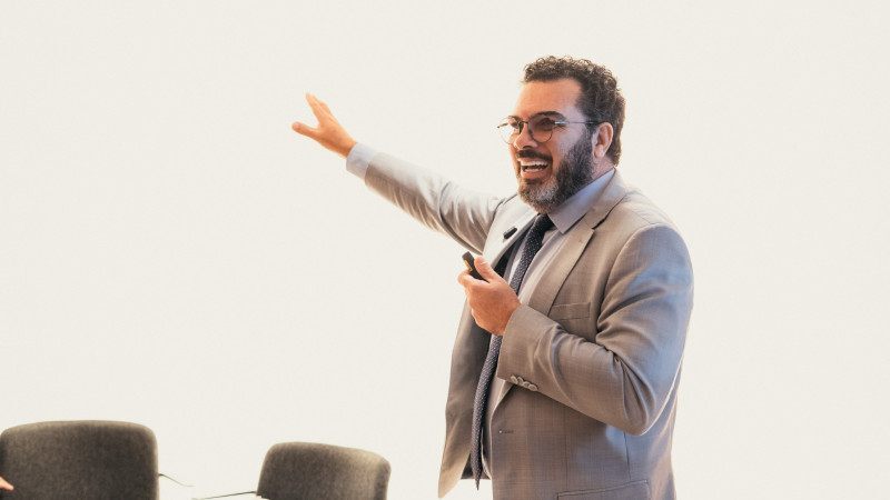 Rodrigo Ferraz orienta a preparação jurídica de empreendimentos para futuro aforamento junto à União