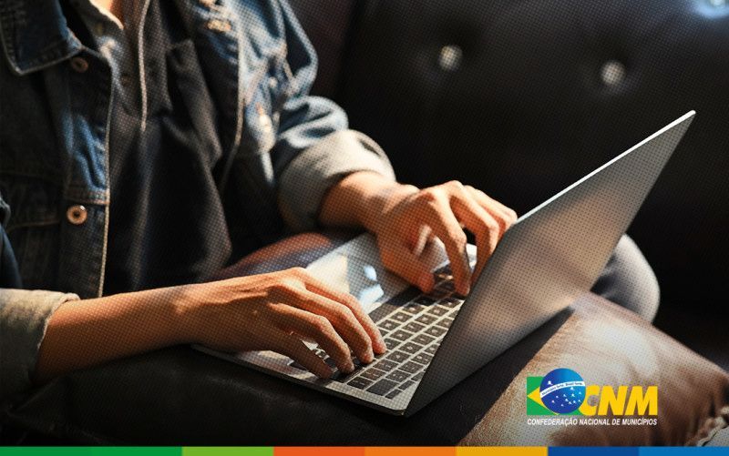 A Confederação Nacional de Municípios (CNM) orienta as administrações tributárias municipais sobre as mudanças no Simples Nacional relacionadas à transição para o novo modelo de tributação.