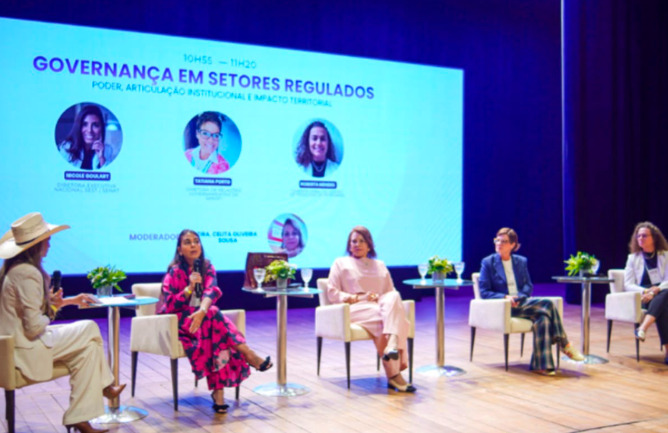 O debate reuniu lideranças de diferentes setores estratégicos para discutir como a governança, as políticas públicas, os investimentos e a cooperação institucional contribuem para o desenvolvimento regional e o fortalecimento de cadeias produtivas.
