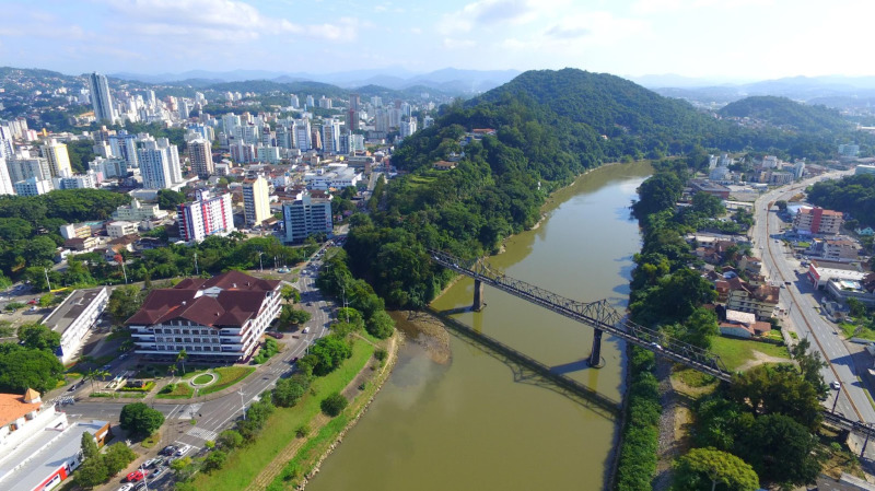 Em Blumenau, grupo já discute áreas prioritárias para concentrar investimentos.