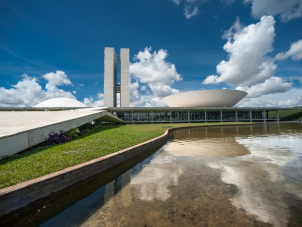 Neste ano, h&aacute; 7.620 candidatos concorrendo a uma vaga na C&acirc;mara dos Deputados 