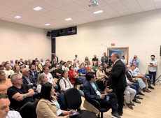 FACISC apresentou a candidatos os seis pleitos priorit&aacute;rios da regi&atilde;o, com a malha vi&aacute;ria no topo da pauta.