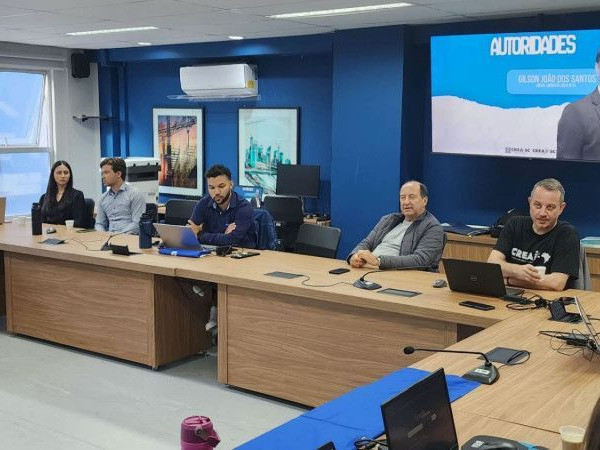Reuni&atilde;o da Comiss&atilde;o Acad&ecirc;mica Estadual promove alinhamento de a&ccedil;&otilde;es e troca de experi&ecirc;ncias entre as regionais.