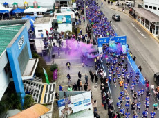 Participantes disputaram percursos de 5 km e 10 km; largada foi no SESI.