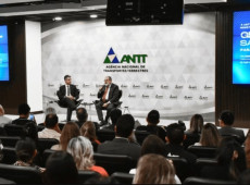 O encontro foi marcado pelo reconhecimento ao trabalho da Ag&ecirc;ncia e pela apresenta&ccedil;&atilde;o das pr&oacute;ximas frentes da pol&iacute;tica de infraestrutura do pa&iacute;s.