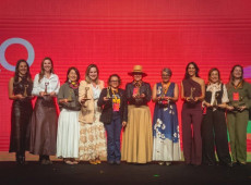 Vencedoras da 9&ordf; edi&ccedil;&atilde;o do Pr&ecirc;mio Mulheres do Agro durante cerim&ocirc;nia de premia&ccedil;&atilde;o