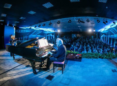 O maestro destacou a import&acirc;ncia da combina&ccedil;&atilde;o entre talento, disciplina, determina&ccedil;&atilde;o e oportunidade. 
