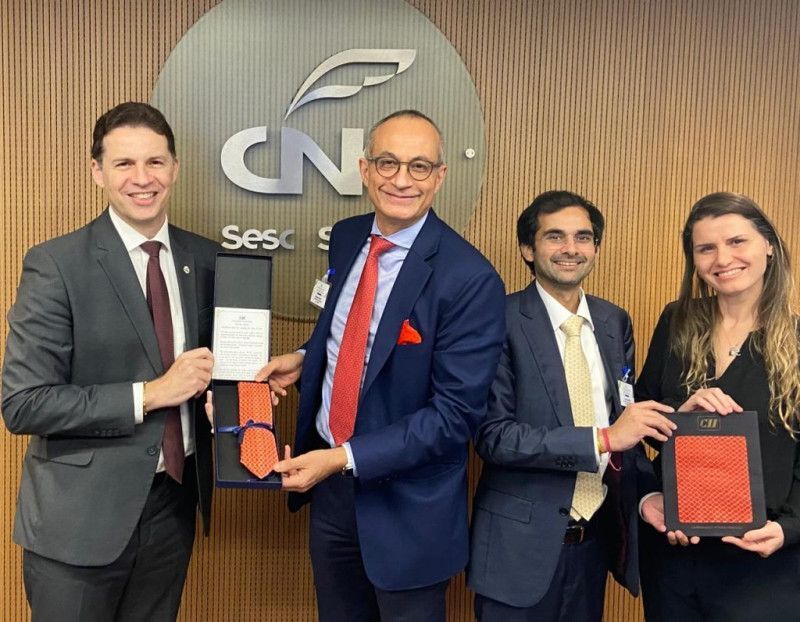 Líderes empresariais indianos conheceram a estrutura do Sistema CNC-Sesc-Senac e discutiram possibilidades de aproximação entre empresas dos dois países.

