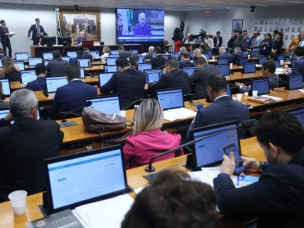 Por ser uma mat&eacute;ria terminativa nas comiss&otilde;es, ser&aacute; aberto o prazo para apresenta&ccedil;&atilde;o de recurso ao Plen&aacute;rio.