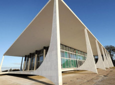A decis&atilde;o n&atilde;o impede o acesso ao benef&iacute;cio para quem recebe acima de R$ 5 mil.