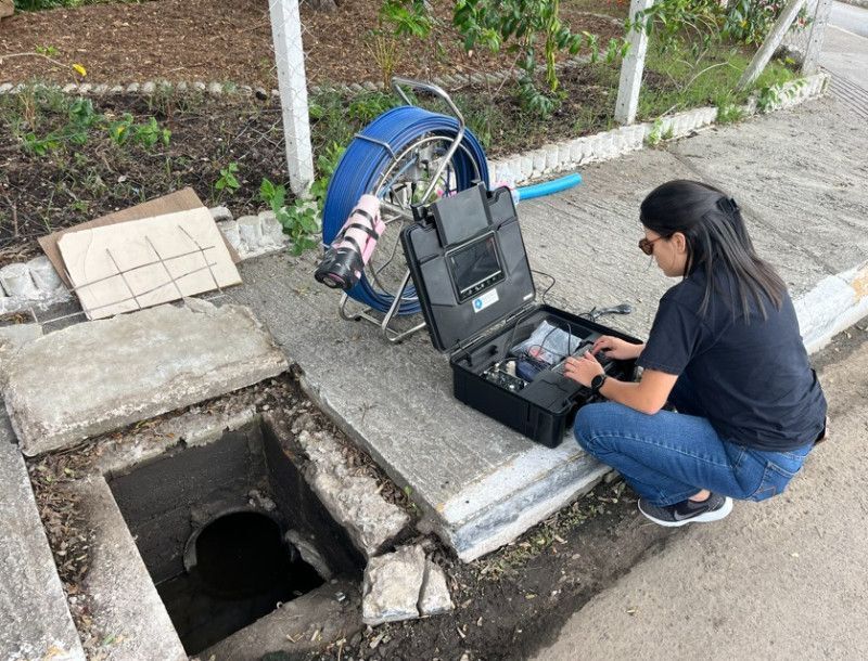 A ferramenta permite identificar rachaduras, obstruções e outros problemas nas redes e também possibilita aferir com precisão o tamanho, o material e a localização das redes de drenagem e esgoto, informação que passa a orientar o planejamento das intervenções.