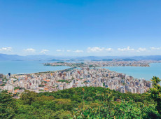 O levantamento mostra que Florian&oacute;polis supera capitais tradicionais como Curitiba e Porto Alegre em gera&ccedil;&atilde;o de empregos e fica &agrave; frente de Fortaleza, Recife e Salvador em faturamento.