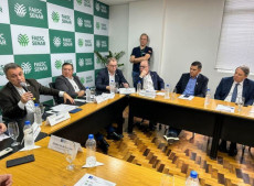 O projeto est&aacute; dividido em cinco lotes, com investimento total estimado em R$ 8 bilh&otilde;es.