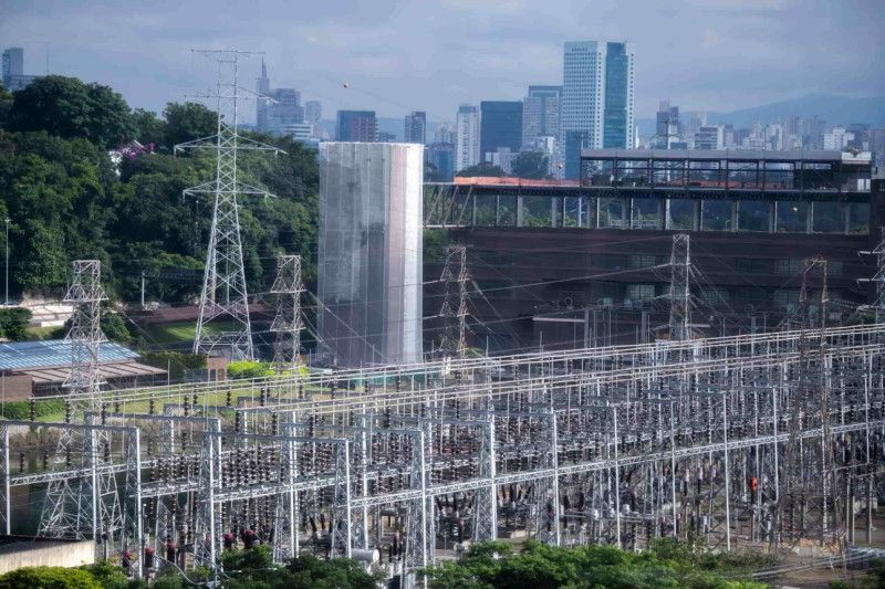 O Brasil precisa mais que dobrar os investimentos em infraestrutura para superar o déficit histórico do setor e se aproximar dos padrões internacionais. 