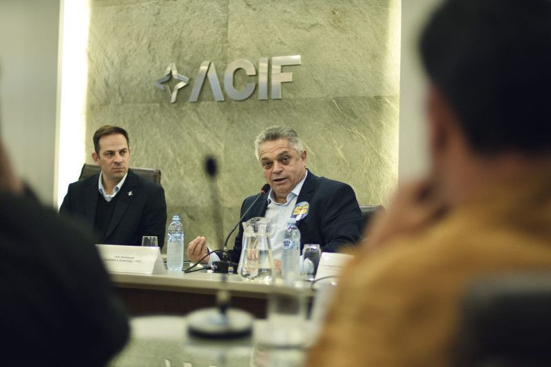 Durante encontro o ex-prefeito de Chapecó alertou que Santa Catarina precisa se preparar para a Reforma Tributária, que começa a valer a partir de 2027.