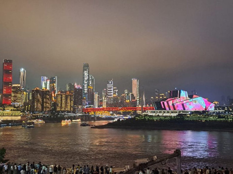 Conhe&ccedil;a Chongqing: metr&oacute;pole-chave da transforma&ccedil;&atilde;o econ&ocirc;mica chinesa