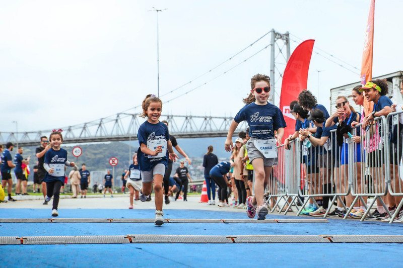 Chegada da Maratoninha Kids.