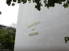 Governo reduz proje&ccedil;&atilde;o do PIB para 2% em 2026 e 2,3% em 2027.